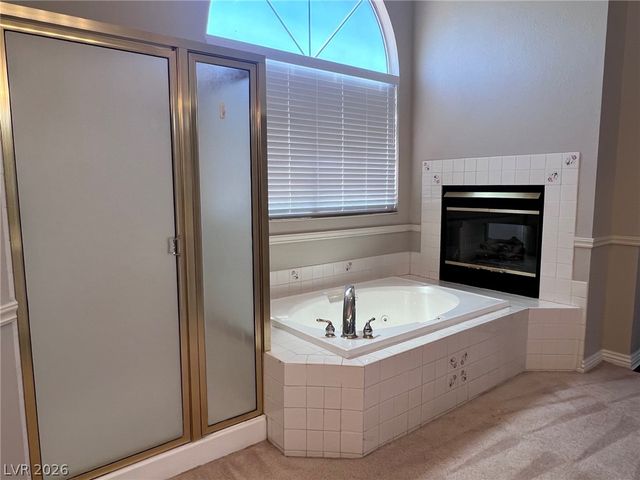7617 Spruce Run Court, Las Vegas, NV 89128
