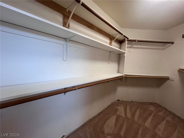 7617 Spruce Run Court, Las Vegas, NV 89128