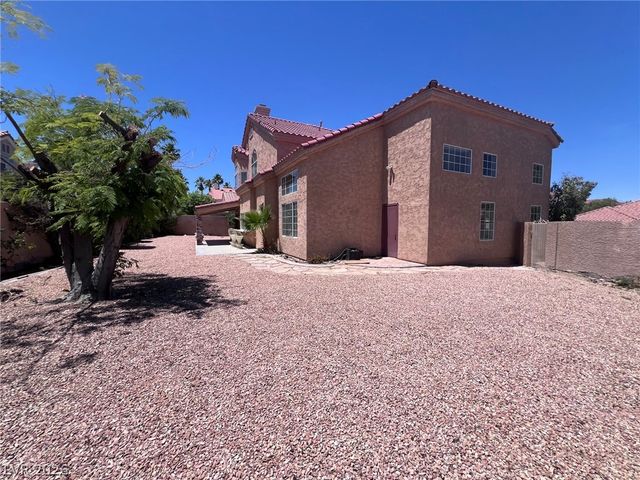 7617 Spruce Run Court, Las Vegas, NV 89128