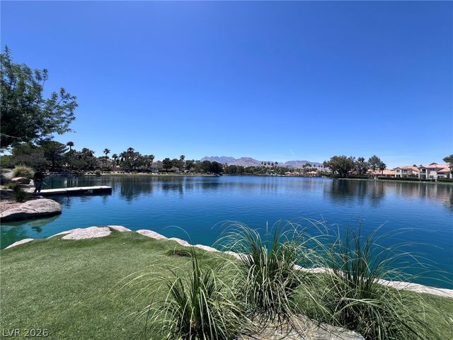 7617 Spruce Run Court, Las Vegas, NV 89128