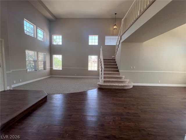 7617 Spruce Run Court, Las Vegas, NV 89128