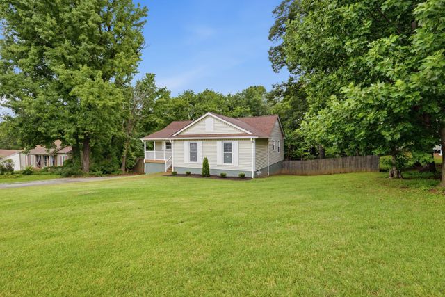 416 Belinda Pkwy, Mount Juliet, TN 37122