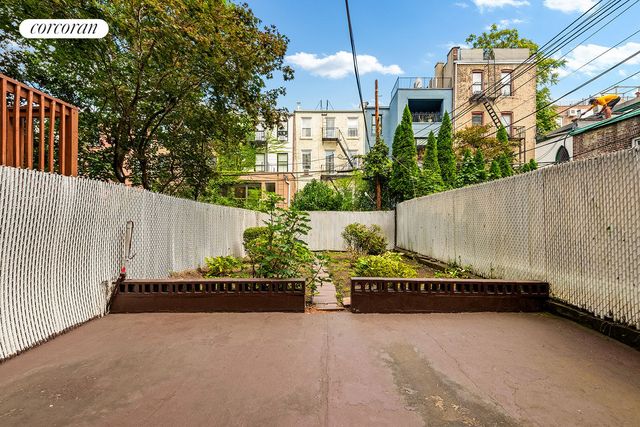 457 6th Street, New York City, NY 11215