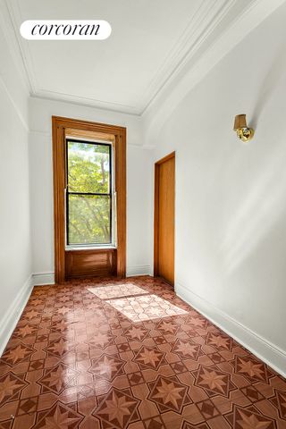 457 6th Street, New York City, NY 11215