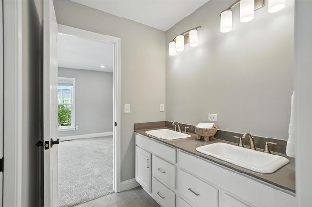 850 Sand Trap Place, Lebanon, OH 45036