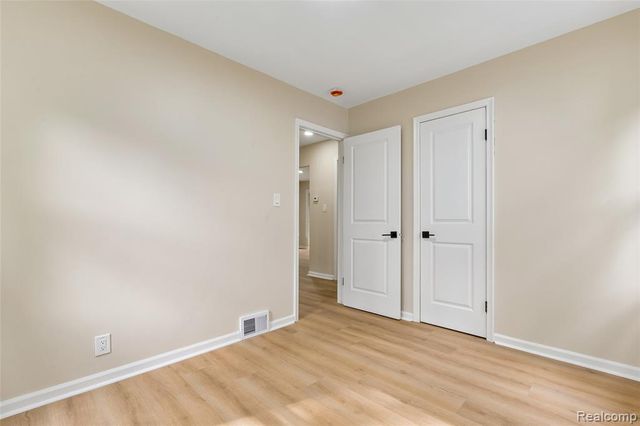 18232 Gaylord, Redford, MI 48240