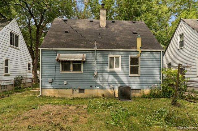 18232 Gaylord, Redford, MI 48240