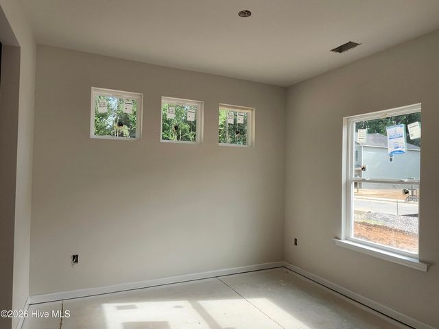 1673 Elk Run Drive, Fayetteville, NC 28312