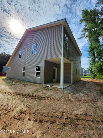 1673 Elk Run Drive, Fayetteville, NC 28312