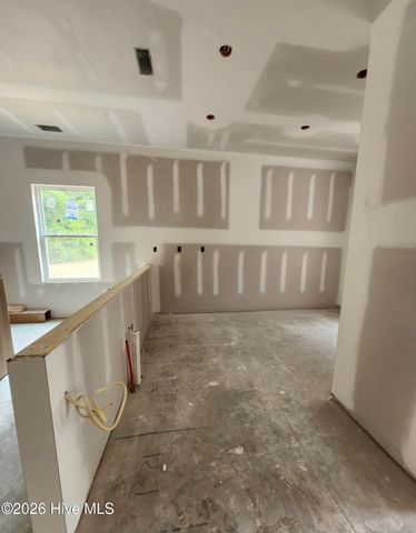 1673 Elk Run Drive, Fayetteville, NC 28312
