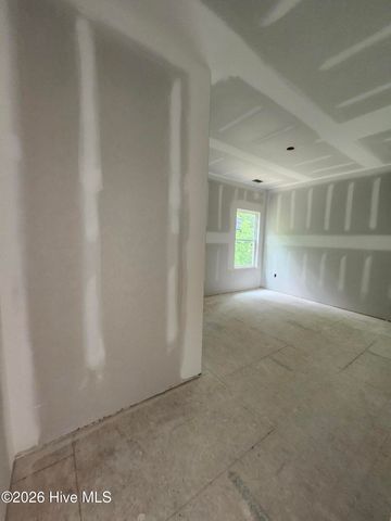 1673 Elk Run Drive, Fayetteville, NC 28312