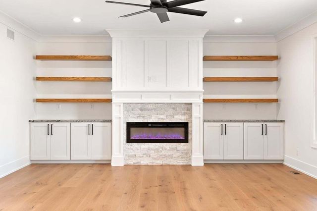 13822 Waterleaf Drive, St. John, IN 46373