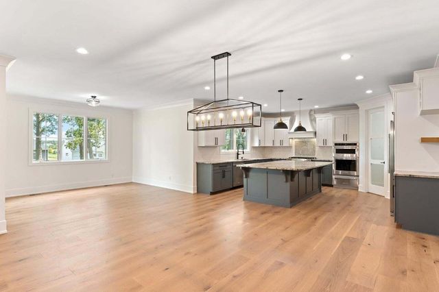 13822 Waterleaf Drive, St. John, IN 46373