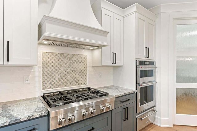 13822 Waterleaf Drive, St. John, IN 46373