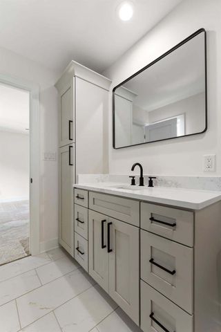 13822 Waterleaf Drive, St. John, IN 46373