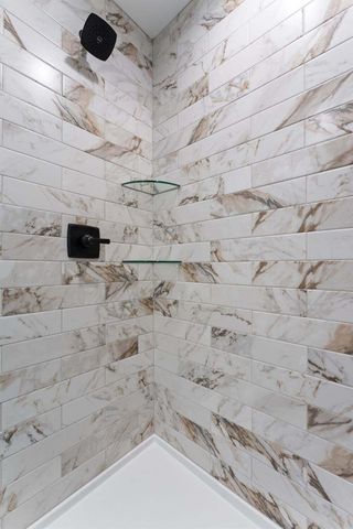 13822 Waterleaf Drive, St. John, IN 46373