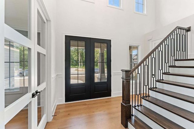 13822 Waterleaf Drive, St. John, IN 46373