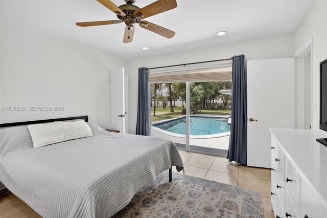 292 SW 52nd Ave, Plantation, FL 33317