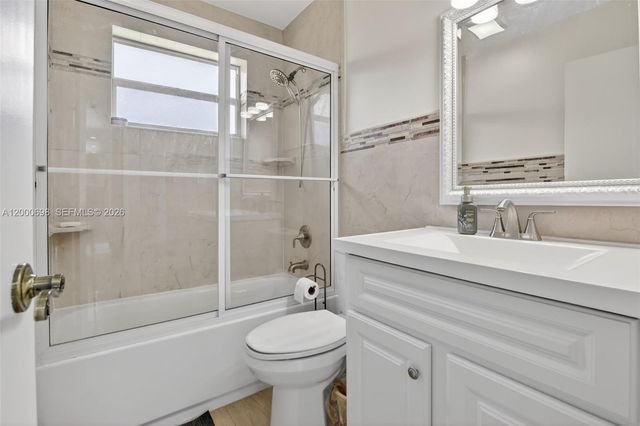 292 SW 52nd Ave, Plantation, FL 33317