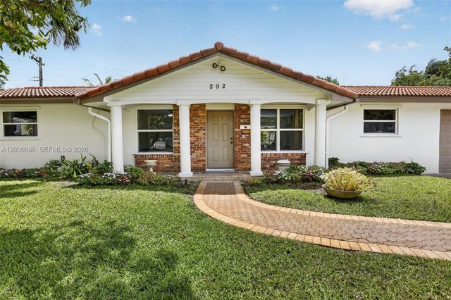 292 SW 52nd Ave, Plantation, FL 33317