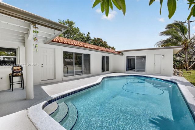 292 SW 52nd Ave, Plantation, FL 33317