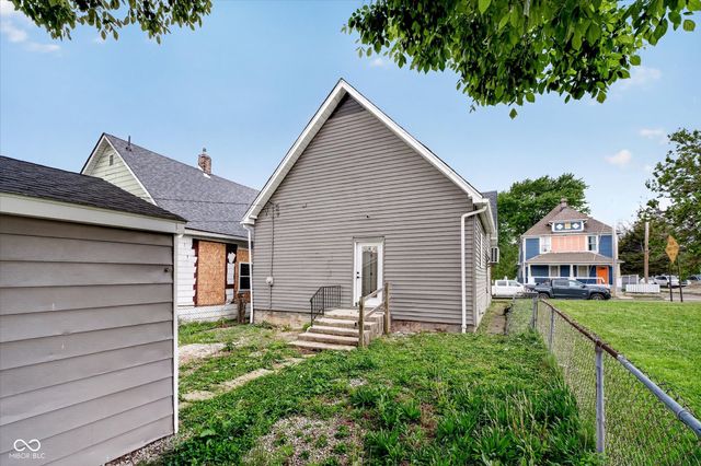 1117 St Peter Street, Indianapolis, IN 46203