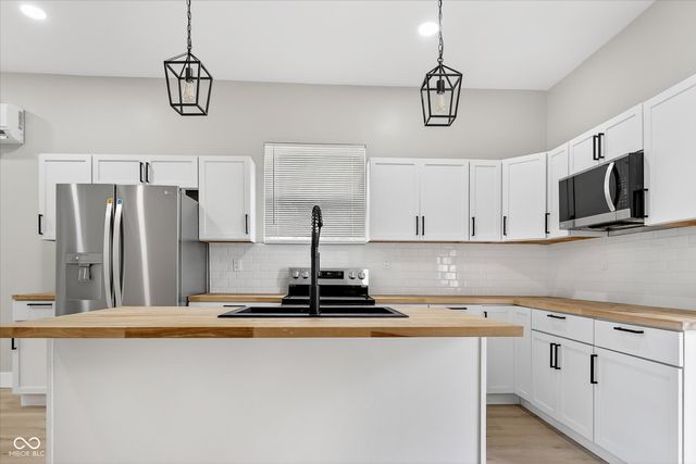 1117 St Peter Street, Indianapolis, IN 46203