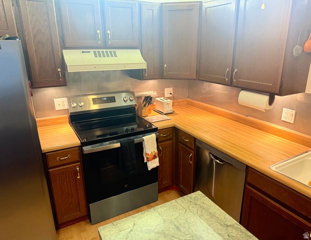 4631 W DUNSMOORE WAY, West Valley City, UT 84120