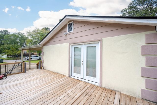 6106 Emory Drive, Chattanooga, TN 37421