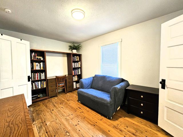 2200 W Phelps Street, Springfield, MO 65802