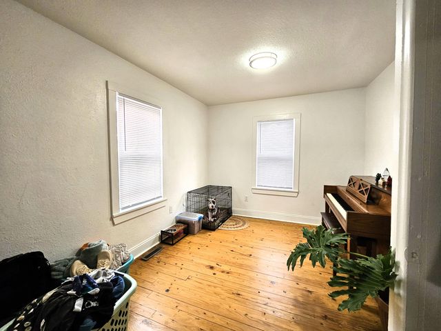 2200 W Phelps Street, Springfield, MO 65802