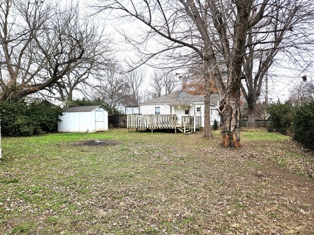 2200 W Phelps Street, Springfield, MO 65802