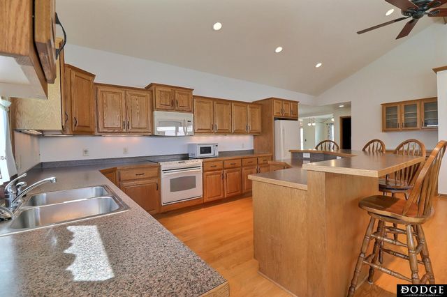 1917 E 9th Street, Fremont, NE 69025