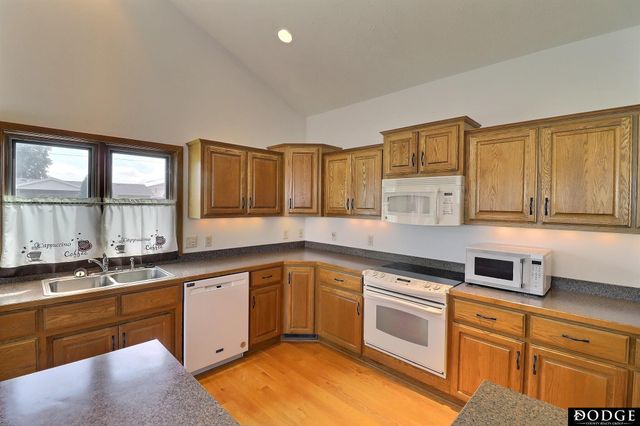1917 E 9th Street, Fremont, NE 69025
