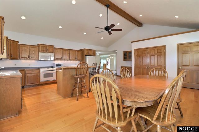 1917 E 9th Street, Fremont, NE 69025