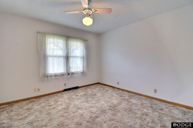 1917 E 9th Street, Fremont, NE 69025
