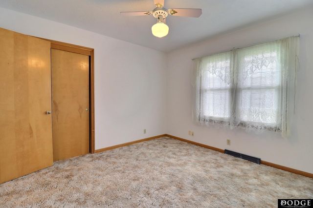 1917 E 9th Street, Fremont, NE 69025