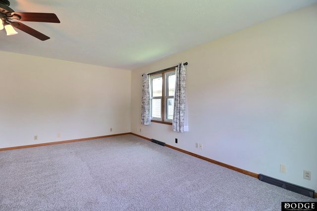 1917 E 9th Street, Fremont, NE 69025