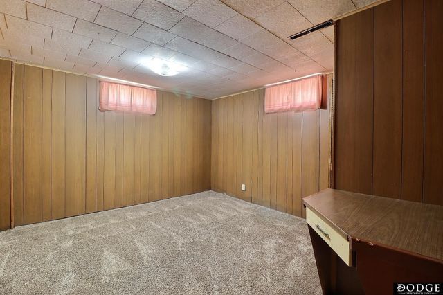 1917 E 9th Street, Fremont, NE 69025