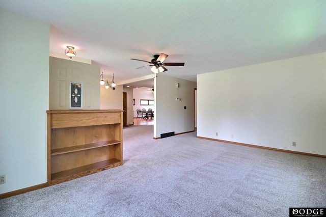 1917 E 9th Street, Fremont, NE 69025