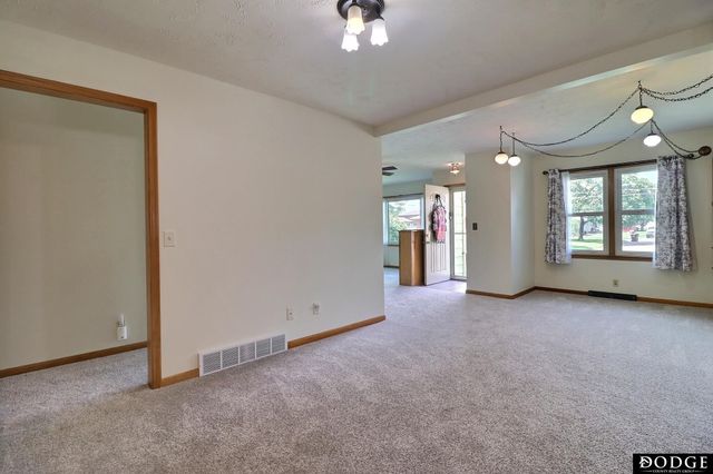 1917 E 9th Street, Fremont, NE 69025