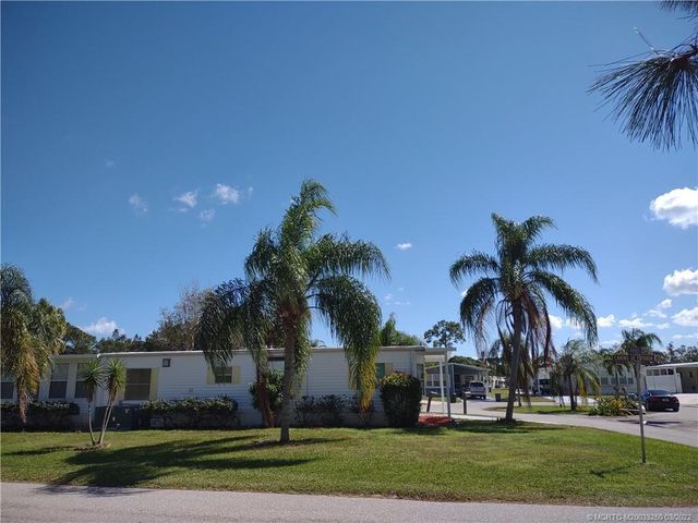 1 Montanzas Road, Port St. Lucie, FL 34952