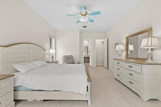 7571 Greenville Circle, Lake Worth, FL 33467