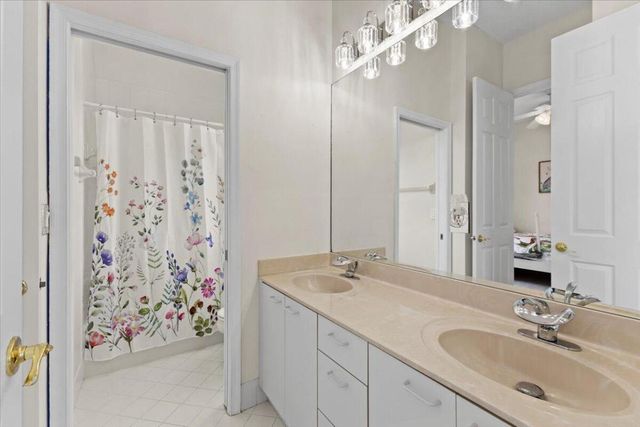 7571 Greenville Circle, Lake Worth, FL 33467