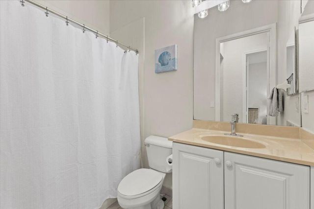 7571 Greenville Circle, Lake Worth, FL 33467