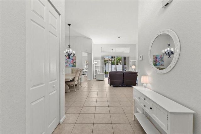 7571 Greenville Circle, Lake Worth, FL 33467