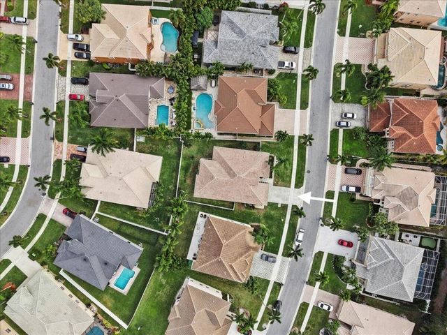 7571 Greenville Circle, Lake Worth, FL 33467