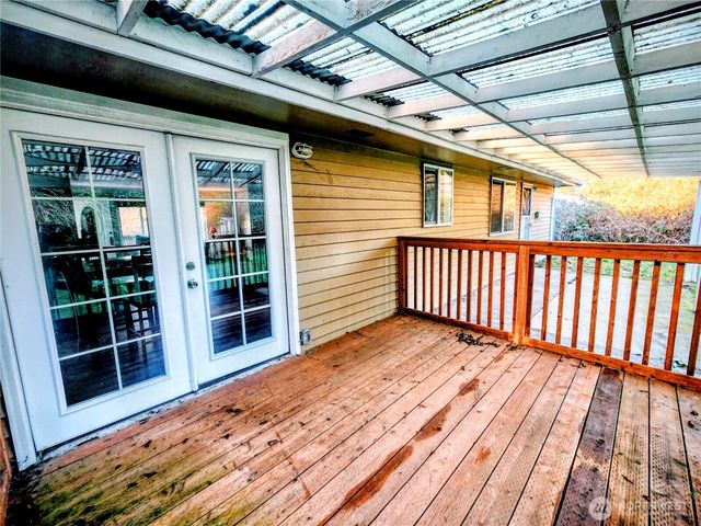 10710 97th Street SW, Tacoma, WA 98498