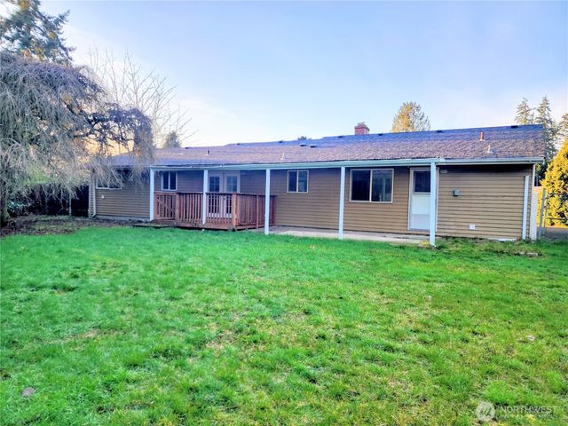 10710 97th Street SW, Tacoma, WA 98498