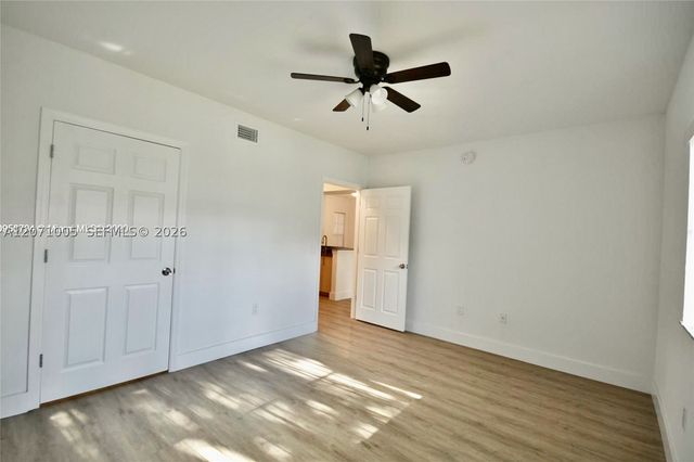 2474 Centergate Dr 103, Miramar, FL 33025